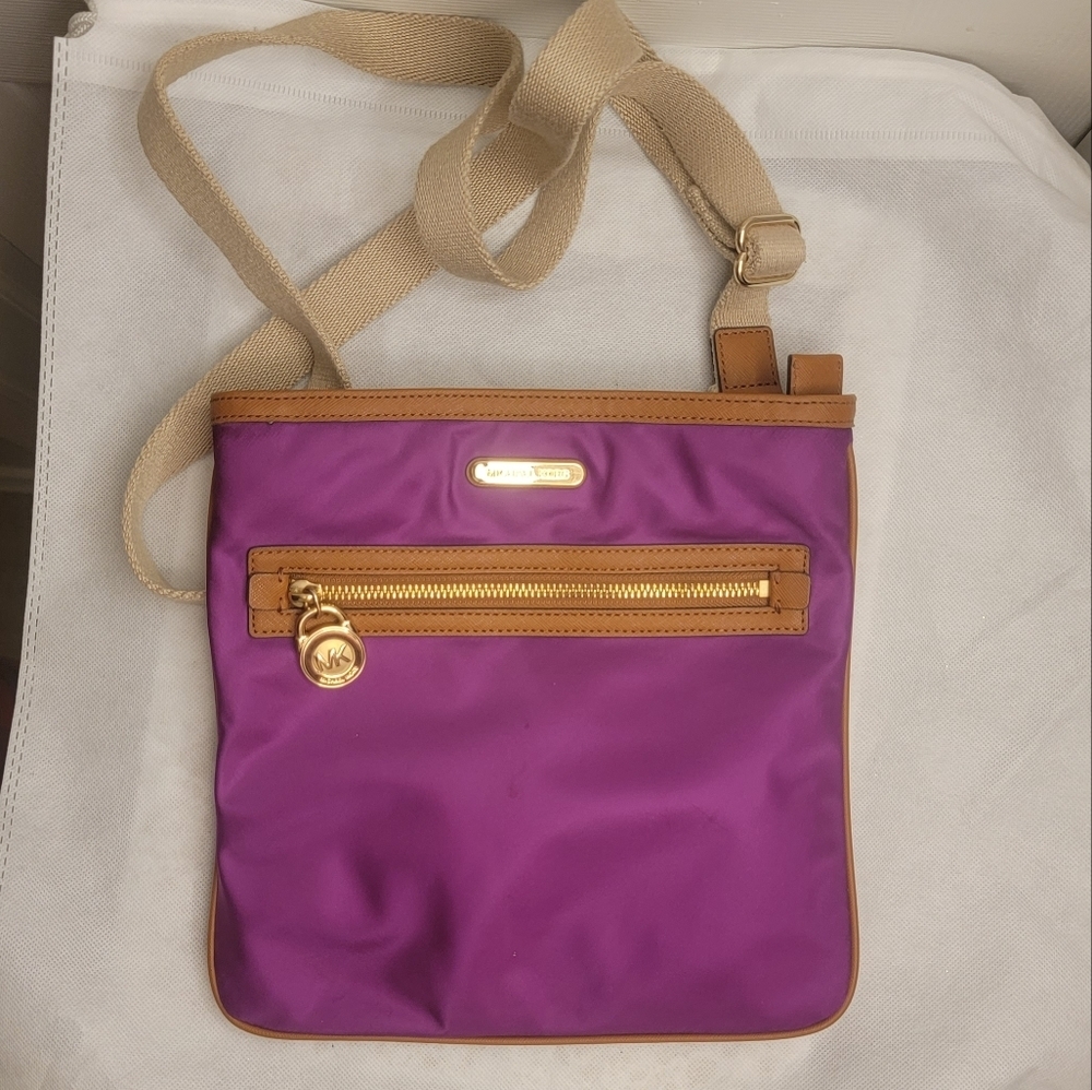 Michael Kors Kempton Burgundy/Tan Crossbody Shoulder Bag - Picture 14 of 16